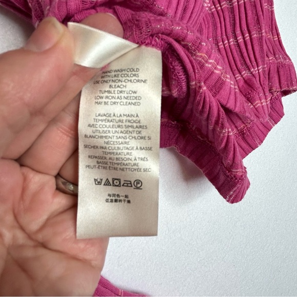 NWT Free People Pink Long Sleeve Shirt
Big cuff collar
sz XS
Stretch - Picture 8 of 8